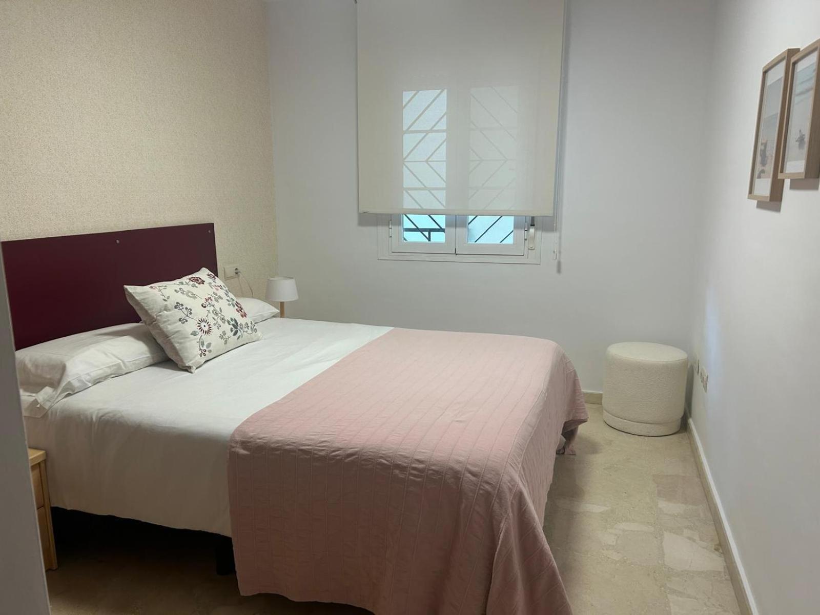 Maravilloso Apartamento En Primera Linea De Playa Con Vistas Al Mar En Caleta De Velez 2 D Bagian luar foto