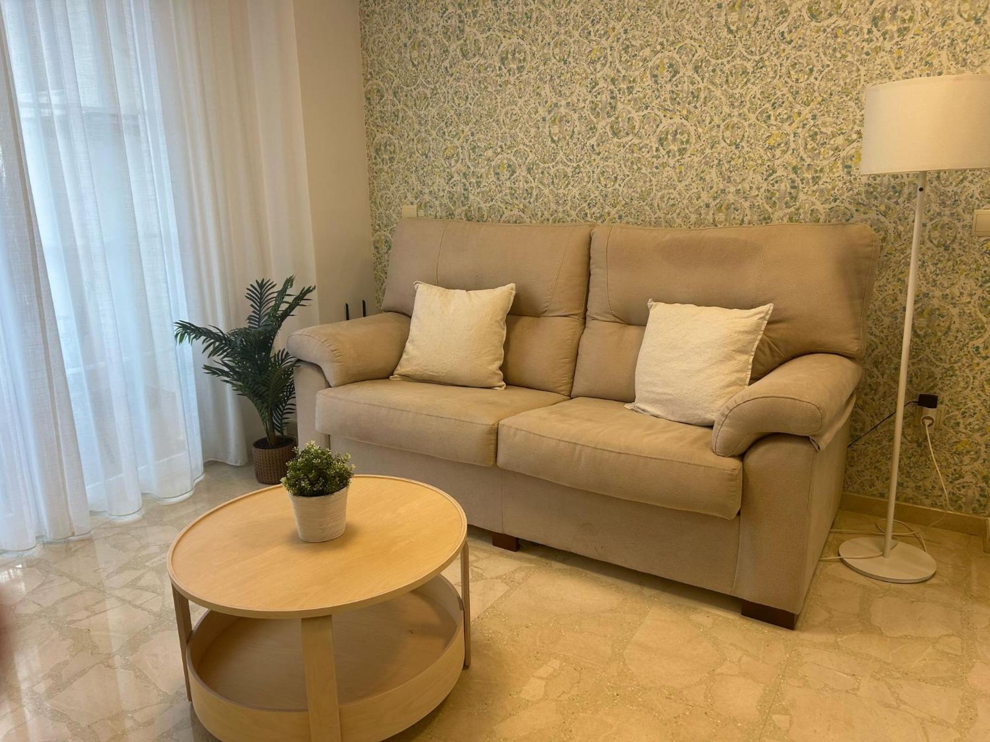 Maravilloso Apartamento En Primera Linea De Playa Con Vistas Al Mar En Caleta De Velez 2 D Bagian luar foto